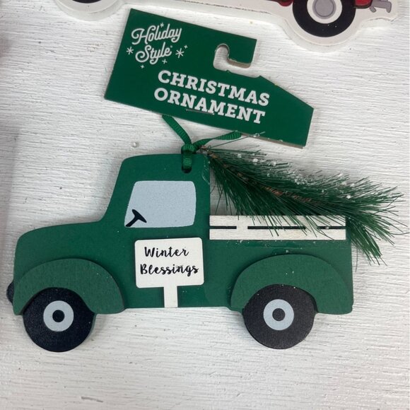 Holiday Style 7 Assorted Christmas Ornaments Santa Truck Snowflake New - Picture 3 of 10